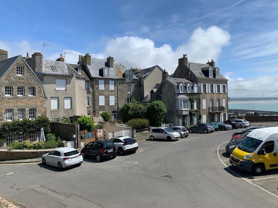 Maison Du Cap Lihou, Duplex Au 1Er Et 2Eme Etage Mansarde, Quartier Historique, Granville Eksteriør billede