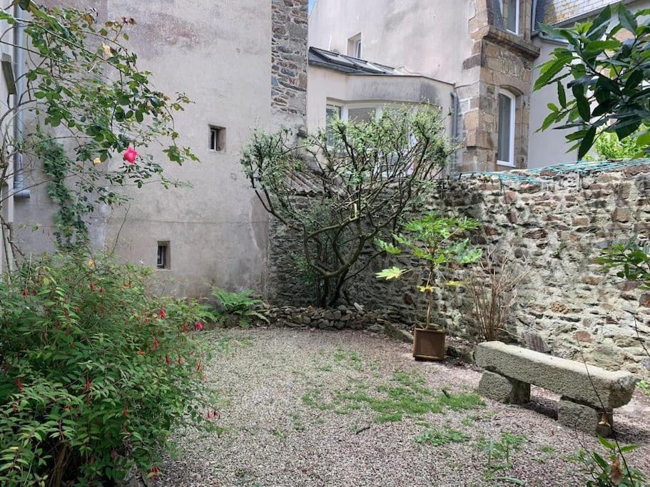 Maison Du Cap Lihou, Duplex Au 1Er Et 2Eme Etage Mansarde, Quartier Historique, Granville Eksteriør billede